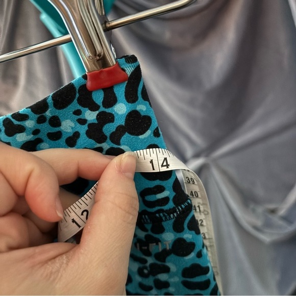 Nike Dri-Fit Blue and Black Leopard Print Leggings size small - Picture 8 of 10